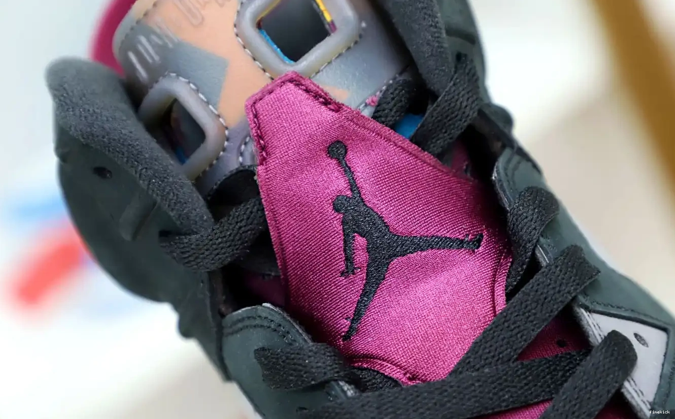 JORDAN AIR BORDEAUX RETRO 6 0617